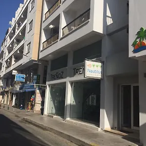 Hotel de apartamente Nautilus Tourist, Larnaca