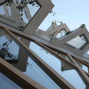 Qbic Hotel