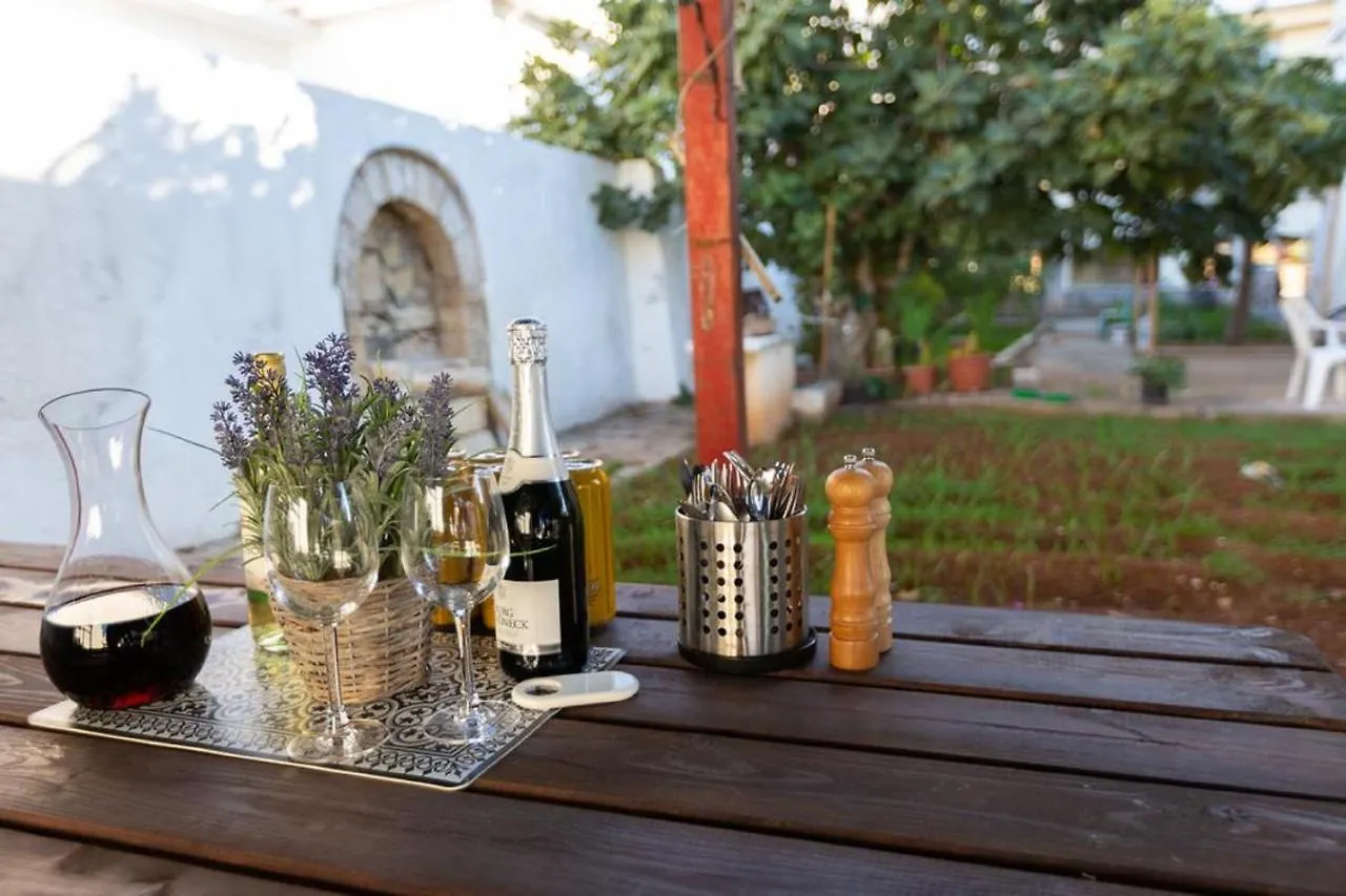 ** Affittacamere Laila'S Cozy Garden House & Studio Larnaca Cipro